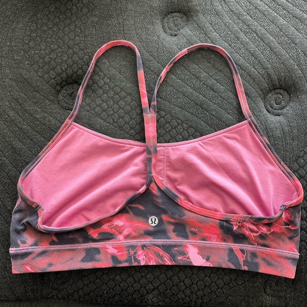 lululemon athletica - Flow Y Bra - Pink and Black